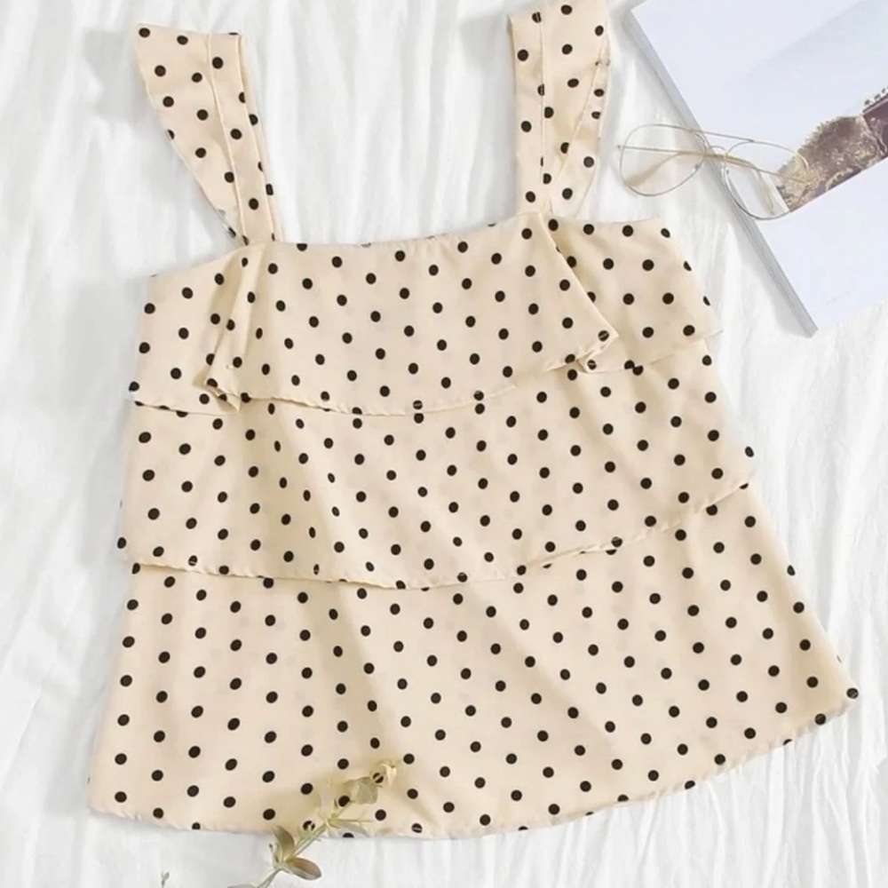 polkadot top
